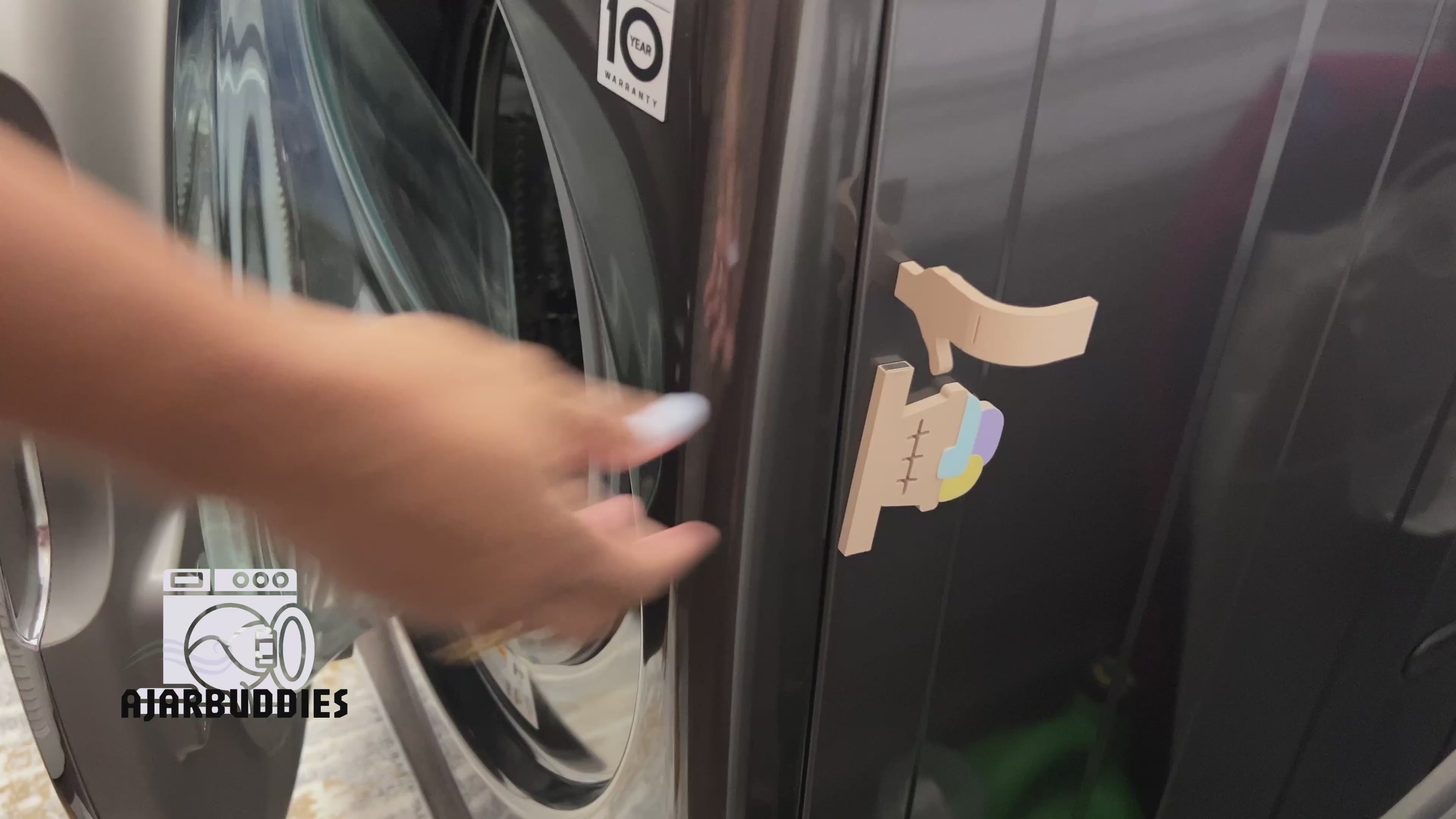 Load video: ajarbuddies_how_to_video1